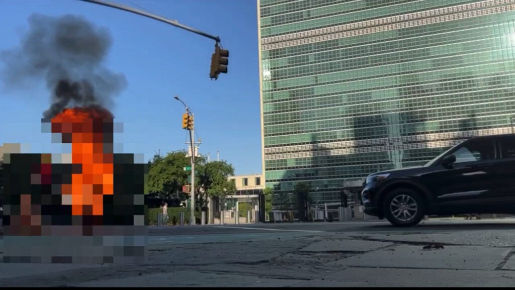 Man Sets Himself On Fire Outside UN Headquarters In Tibetan Protest