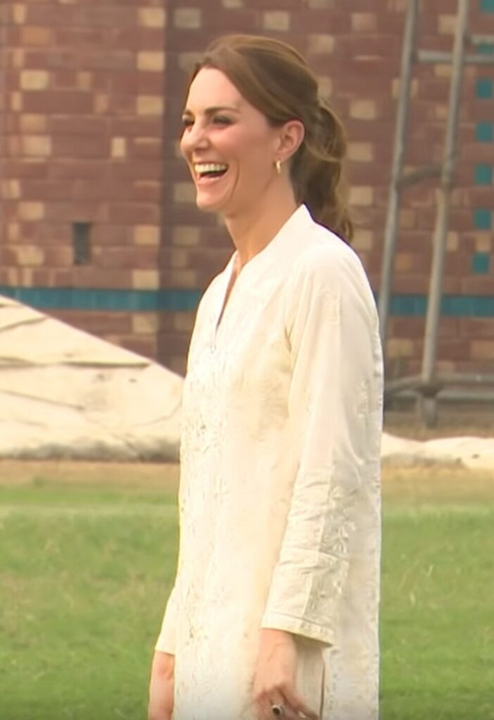 Kate Rewears 2019 Wimbledon Dress for First Evelina Visit Since Cancer Diagnosis